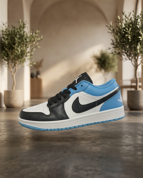 Nike - dvije plave koje idu uz baš sve